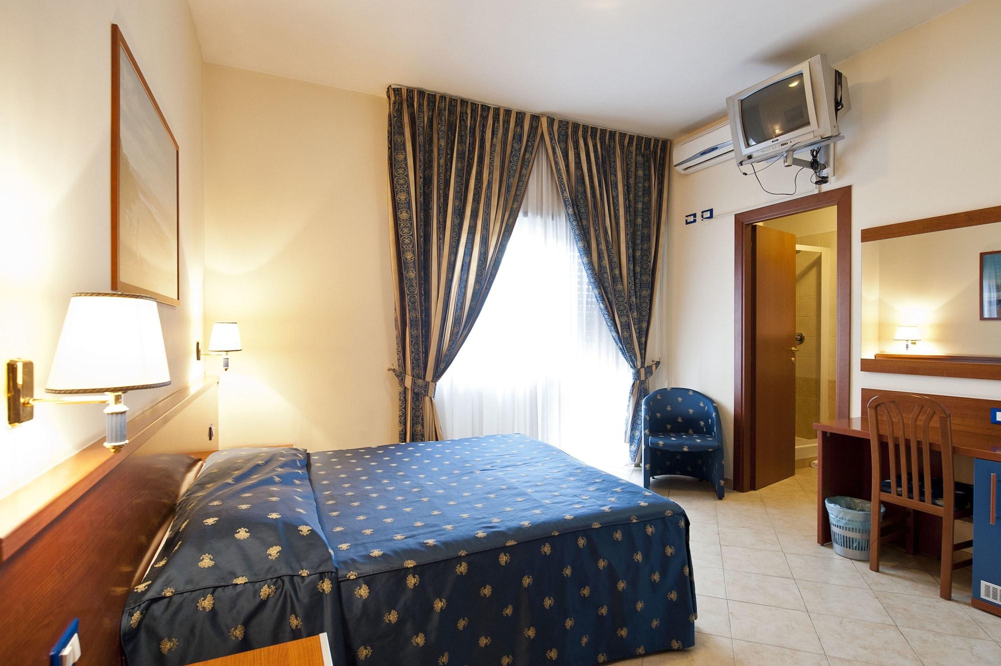 Hotel 4 Pini Rome Bagian luar foto