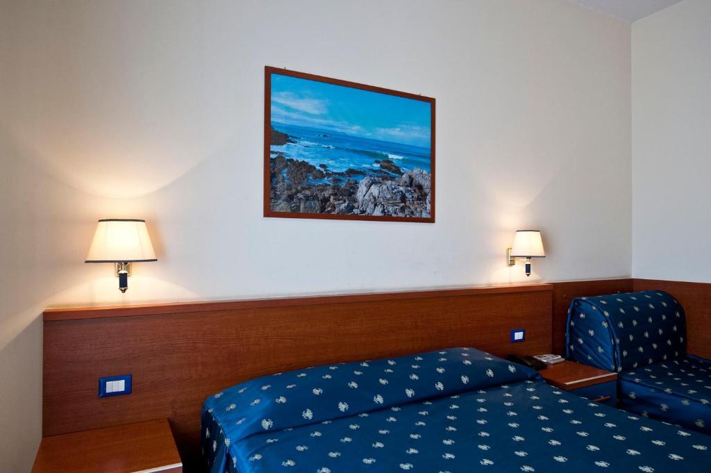 Hotel 4 Pini Rome Ruang foto